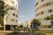 Conjunto Habitacional Heliópolis, São Paulo, 2008
<br />Foto Antonio Saggese  [GUERRA, Abilio; ROMANO, Silvana. <i>Ruy Ohtake, arquiteto</i>. São Paulo, Romano Guerra, 2]