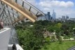 Fundação Louis Vuitton, Paris, arquiteto Frank Gehry<br />Fotomontagem Victor Hugo Mori, 2015 