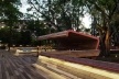 Praça Victor Civita - Museu Aberto da Sustentabilidade, vista interna da praça, São Paulo. Levisky Arquitetos Associados, 2008<br />Foto Nelson Kon 