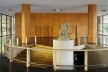 Ministério da Educação e Saúde, posteriormente Ministério da Educação e Cultura e atual Palácio Capanema, Rio de Janeiro RJ Brasil, 1936-1945. Arquitetos Lúcio Costa, Oscar Niemeyer, Affonso Eduardo Reidy, Jorge Moreira, Carlos Leão e Ernani Vasconcellos<br />Foto/Photo Nelson Kon 