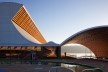 Sarah Brasília Lago Norte, galpão para esportes náuticos, Brasília DF<br />Foto Nelson Kon  [LIMA, João Filgueiras (Lelé). "Arquitetura - uma experiência na área da saúde"]