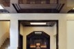 The family room is notable for its roof to the caisson and varnished coated therewith<br />Foto Georges de Kinder  [Ma² - Metzger and Partners Architecture]