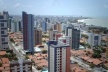 Fig. 12: O centro das camadas de alta renda, no Bairro de Manaíra. O Cenário urbano protagonizado pelo luxo, moda e consumo. Presença cada vez mais forte das edificações verticais<br />Foto Paulo Falconi, 2007 