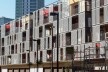 Conjunto Habitacional Fira de Barcelona – L’Hospitalet de Llobregat, fachada sul, Barcelona 2009. ONL Arquitectura<br />Foto Gianluca Giaccone 