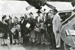 Josep Luis Sert, Ise Gropius, Walter Gropius, Paul Linder y Fernando Belaúnde Terry, aeropuerto Jorge Chávez, Lima, 1953<br />Foto divulgação  [Acervo Dr. Joaquín Medina Warmburg, Cátedra Walter Gropius UBA/DAAD]