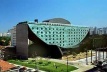 Hotel Unique em São Paulo, de Ruy Ohtake: a forma que seduz mais do que o conteúdo<br />Foto Nelson Kon 