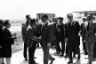 Chegada de Juscelino Kubitschek, assessores e demais autoridades para abertura do Congresso. 17/09/1959