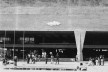 Nuvem no sol de Artigas, intervenção de Victor Nosek, FAU USP, 1975<br />Foto Nando Millan 