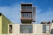 Estúdio Madalena, vista a partir dos fundos do lote, São Paulo, 2015. Apiacás Arquitetos<br />Foto Leonardo Finotti 