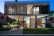Casa Villa Lobos, 2018, São Paulo SP Brasil. Arquitetos Cristiane Muniz, Fabio Valentim, Fernanda Barbara e Fernando Viégas/ Una Arquitetos<br />Foto Nelson Kon 