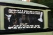 “Homem é igual lata. Uma larga a outra cata. Assador de perereca”, kombi na rua Rio de Janeiro, Higienópolis, São Paulo<br />Foto Valdir Zwetsch 