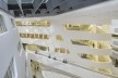 Library and Learning Centre, University of Economics & Business Vienna, stairs and ramps. Zaha Hadid Architects<br />Foto Roland Halbe  [Foto divulgação]
