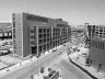 A implantação se estrutura a partir da estrutura ferroviária pré-existente e o desenho urbano propõe novas densidades urbanas [Carlos Leite]