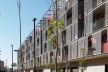 Conjunto Habitacional Fira de Barcelona – L’Hospitalet de Llobregat, fachada sul, Barcelona 2009. ONL Arquitectura<br />Foto Gianluca Giaccone 
