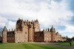 Alexandrina Mori em Glamis Castle, Escócia, 2001<br />Foto Victor Hugo Mori 