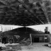 Pavilhão em construção [PIÑÓN, Helio, Paulo Mendes da Rocha. São Paulo, Romano Guerra, 2002. p. 145]