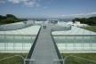 Museu de Arte, Yokosuka, Japão, 2006. Arquiteto Riken Yamamoto<br />Foto cortesia Tomio Ohashi  [Pritzker Prize]