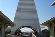Fig. 16: Obelisco, torre de 25,00m de altura, portal de acesso a praia. Projeto Leon Krier [Ópticos Design Inc Image file, 2008]