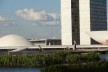 Mulher apressada e o Congresso<br />Foto Eduardo Pierrotti Rossetti 