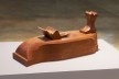 Ferramenta de madeira, peça da exposição “Melancolia 3”, de Marco do Valle<br />Foto divulgação 
