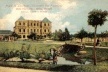 Praça da Liberdade com a Secretaria de Finanças (atual Fazenda) ao fundo. Linardi & Machado