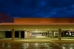 FHE – Fundação Habitacional do Exército, vista noturna, marquise em primeiro plano. Escritório MGS – Macedo, Gomes & Sobreira<br />Foto Joana França 
