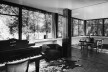 Casa ponte (Casa sobre o arroio), Mar del Plata, 1947. Arquiteto Amancio Williams<br />Foto divulgação  [Museo Casa sobre el Arroyo / Secretaría de Cultura]
