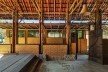 Centro comunitário Camburi, Ubatuba SP Brasil, 2018. CRU! Architects, Sven Mouton, Reintje Jacobs, Britt Christiaense e Jan Detavernier<br />Foto Nelson Kon 