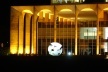 Palácio do Itamaraty. Em primeiro plano, vê-se o “Meteoro” de Bruno Giorgi e na varanda do Palácio: “Duas amigas” de Alfredo Ceschiatti<br />Foto Eduardo Pierrotti Rossetti 