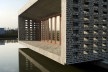 Casa de Cerâmica, Jinhua, China, 2003-2006. Arquiteto Wang Shu<br />Foto Lv Hengzhong  [Pritzker Prize]