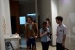Exposição Projeto Imóvel,  artista Andre Sztutman (à direita) entre amigos dentro de sua instalação<br />Foto Frans Kemper 