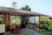 Casa nº 7, Praia de Itamambuca, Ubatuba. Arquiteto Eduardo Martins de Mello, 2008<br />Foto Antonio Saggese 