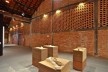 Território de Contato, módulo 1, Cao Guimarães e Brasil Arquitetura. Curadoria Marta Bogéa e Abilio Guerra<br />Foto Juan Guerra 