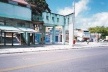 Segunda parte do mesmo equipamento urbano (Calçadão dos Mascates), agora, em local pouco movimentado. Este último módulo é quase totalmente abandonado. <br />fotografia de Ana Maria da Costa (2003)  [Pesquisa direta]