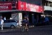 Aspecto da parte expandida em relação ao centro protegido com comercio e tráfego de veículos<br />Foto Fabio Lima 