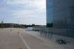 Almere Centrum: o bloco mais alto do Teatro de Almere abriga a sala de espetáculos; o menor, o foyer e a bilheteria
<br> Data da foto: 27/08/2009 </br><br />Foto Taiana Car Vidotto 