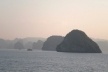 Baía de Ha Long, visão mágica das ilhas<br />Foto Lucia Maria Borges de Oliveira 