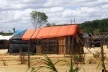 Barracas de acampamento de sem terras, sertão da Bahia. Foto Valmor Vieira [www.abbra.eng.br]