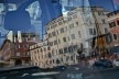 Contaminações, patrimônio edificado refletido em janela de automóvel<br />Foto Fabio José Martins de Lima 