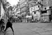 Ensaio fotográfico “Morro do Cantagalo”, por João Diniz, 2011. [divulgação]