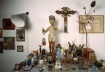 Coleção de objetos de Lina Bo Bardi<br />Foto Nelson Kon 