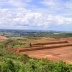 Cavas de extração de minérios em Araxá MG<br />Foto Abilio Guerra 