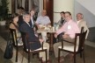 Da extrema esquerda, em sentido horário, Maria Cecília Londres, Nestor Goulart Reis Filho, Liberal de Castro, Suzana Cruz Sampaio (falecida), Roque Laraia, Sabino Machado Barroso e Victor Hugo Mori, membros do Conselho Consultivo do Iphan, Salvador, 2008<br />Foto divulgação 
