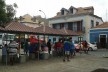 Mindelo, construção de zonas de sombra na área central da cidade permite que a população se utilize e aproprie constantemente do espaço público<br />Foto Marcela Santana, 2016 