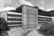 Hering Matriz, vale do Bom Retiro, próximo a Blumenau, 1968-1975. Arquiteto Hans Broos<br />Foto Cristiano Mascaro 
