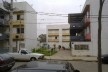 Edifícios Habitacionais do Residencial Alexandre Mackenzie (casas sobrepostas): ausência de muros e grades separando espaços coletivos do conjunto habitacional do entorno<br />Foto Victoriano Pedrassa Neto 