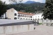 Convento de freiras agostinianas em Monte Carasso, Suíça, 1981-1984. Intervenção do arquiteto Luigi Snozzi<br />Foto Flautor  [Wikimedia Commons]