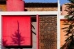 Sobrados Novo Jardim, Caruaru PE, 2016. Arquitetos Pablo Patriota, Bernardo Lopes e Mariana Caraciolo (autores) / Jirau Arquitetura<br />Foto/photo Antonio Preggo 