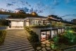 Casa LLF, São José dos Campos SP Brasil, 2019. Arquitetos João Paulo Daolio e Thiago Natal Duarte (autores) / Obra Arquitetos<br />Foto/photo Pedro Mascaro 