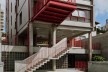 Edifício habitacional na Rua Simpatia. GrupoSP<br />Foto Nelson Kon 